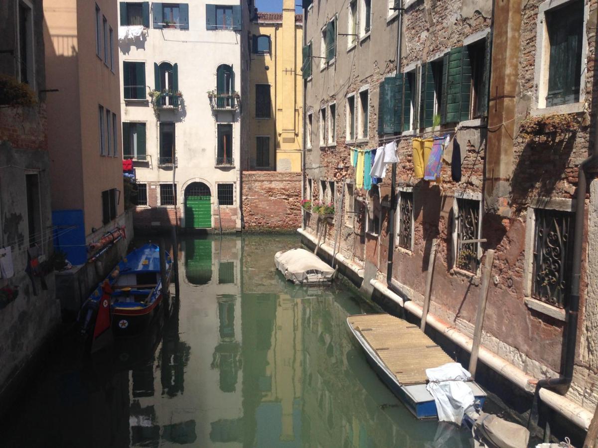 Casa Del Pozzo Hotel Venesia Bagian luar foto
