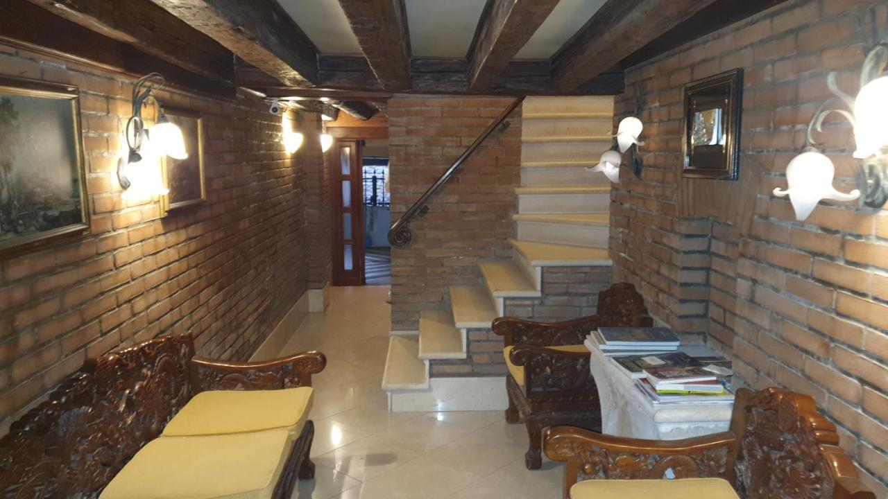 Casa Del Pozzo Hotel Venesia Bagian luar foto