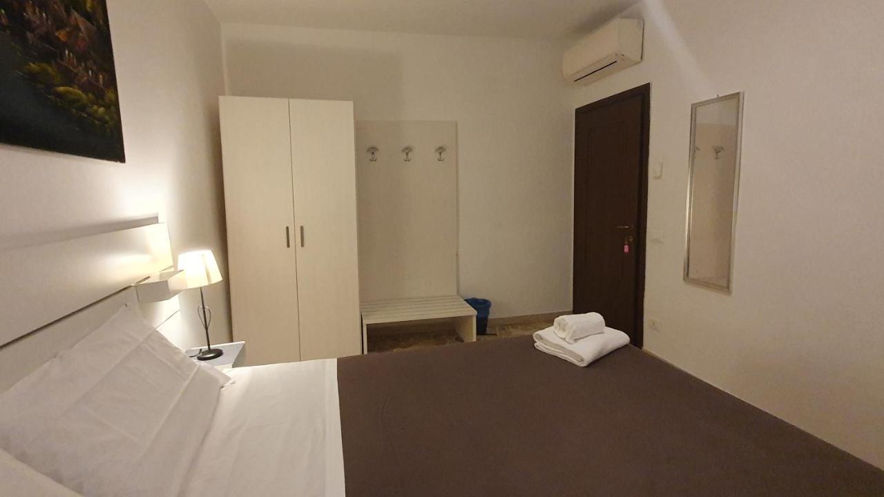 Casa Del Pozzo Hotel Venesia Bagian luar foto